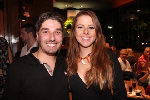 1-comandando-muito-bem-a-casa-rafael-ranciaro-graca-que-tem-total-apoio-da-namorada-giovanna-maldonado