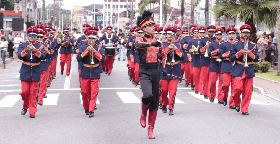  - REVISTA MAIS SANTOS