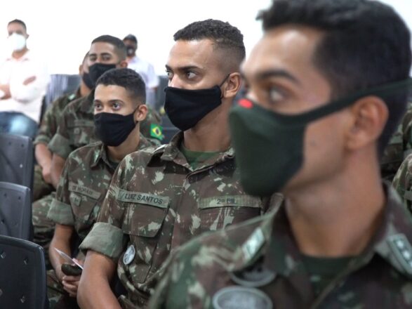 - REVISTA MAIS SANTOS