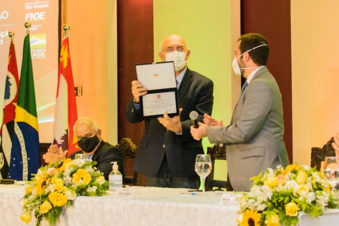  - REVISTA MAIS SANTOS