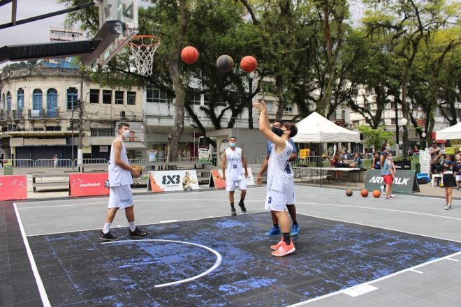 - REVISTA MAIS SANTOS